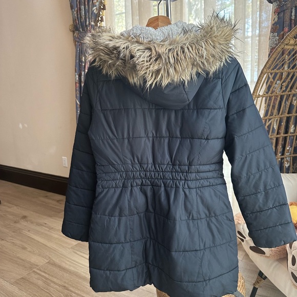 Girls winter long puffer jacket - Picture 2 of 3